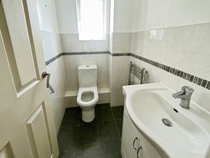 WC- click for photo gallery